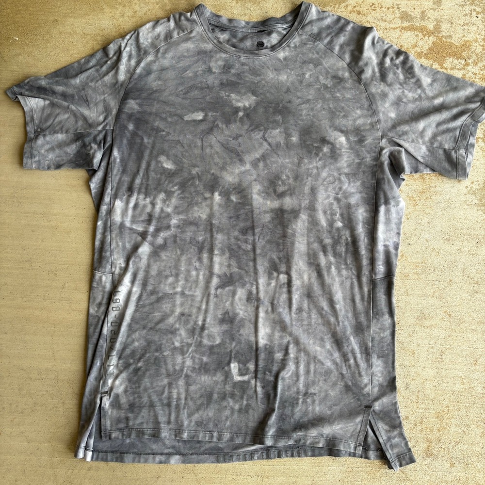 Lululemon Mens XXL Tie Dye Performance Short Sleeve Shirt Grey Better Everyday